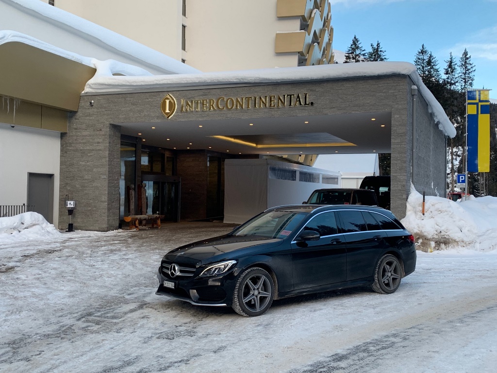 Limousine transfer to WEF Davos