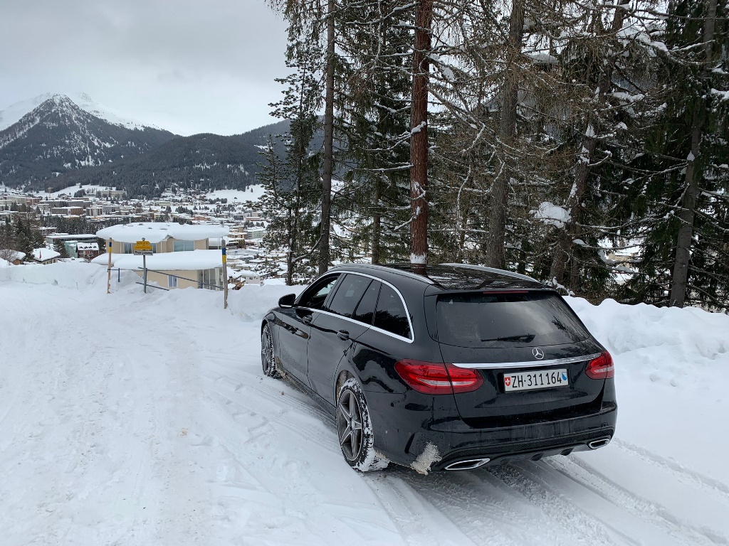 Limousine transfer to WEF Davos